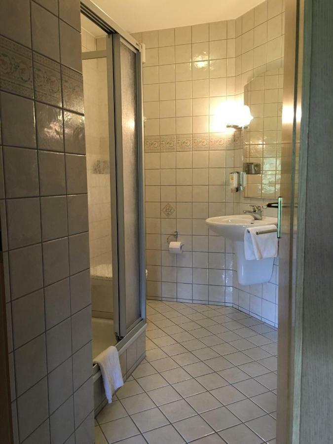 Landhaus Hotel Goeke Hövelhof Esterno foto